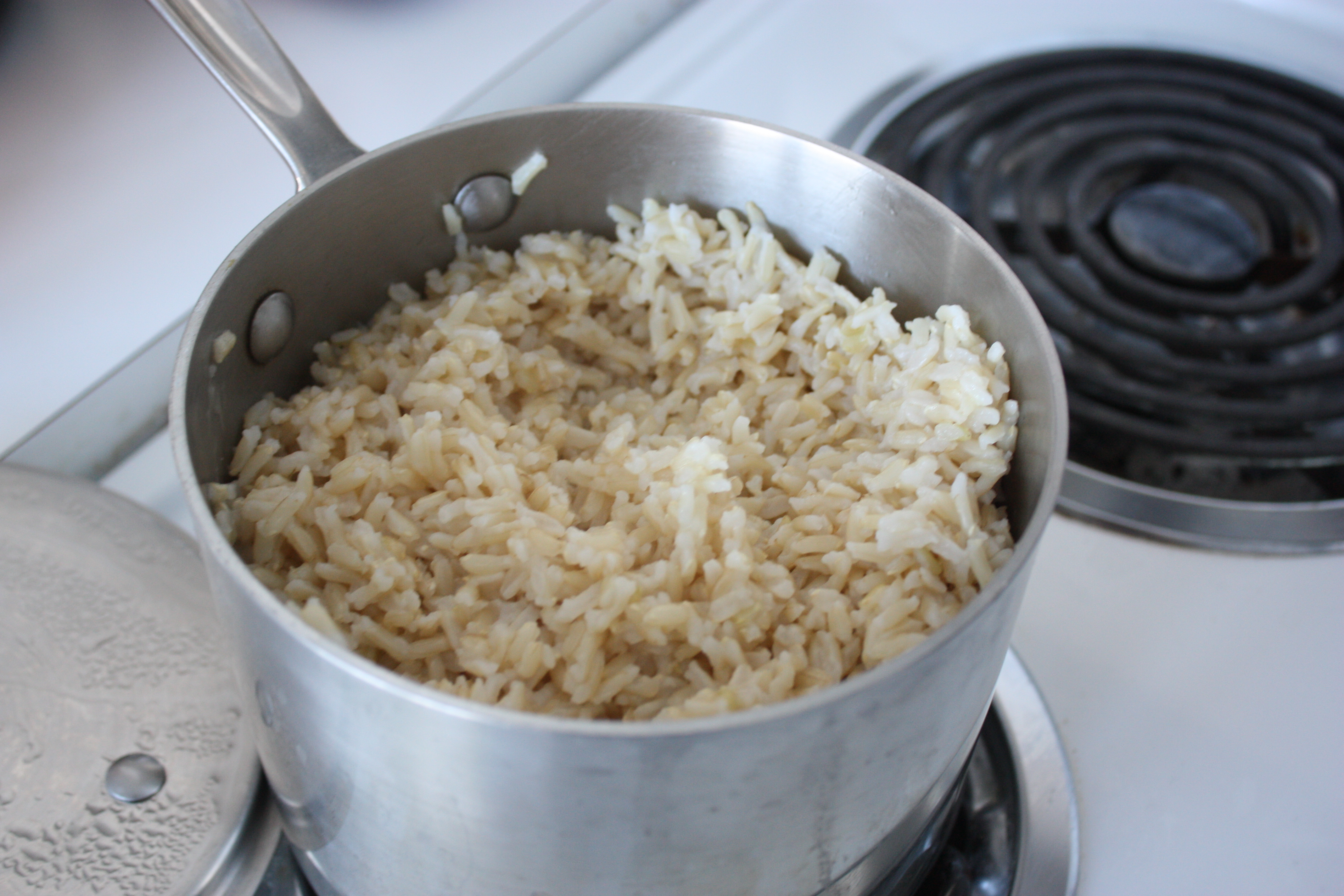180 грамм риса. Рис отварной. Блюда из вареного риса. Qaynatilgan guruch. Как вкусно отварить рис.